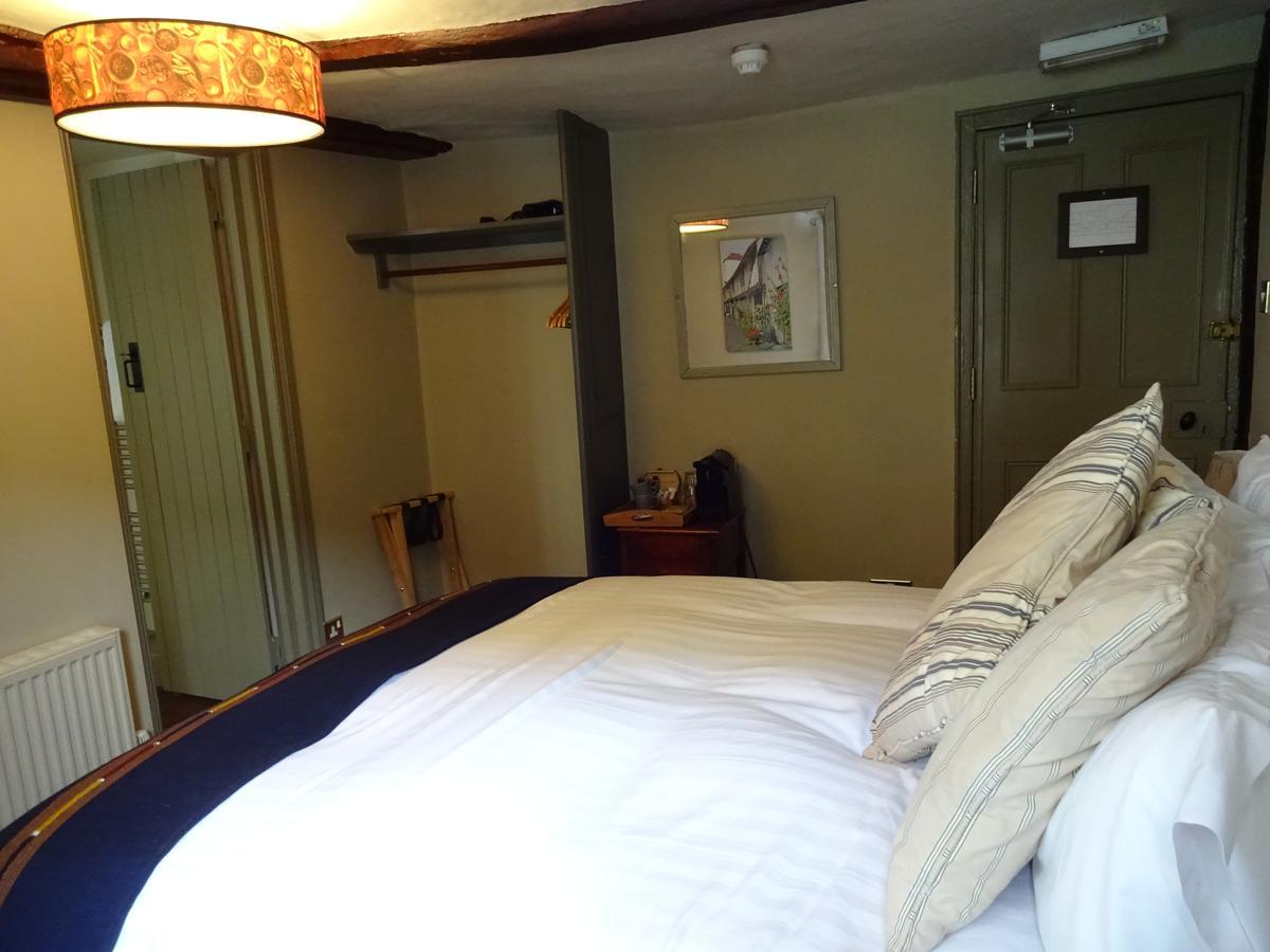 Hotel The Cross Keys Saffron Walden Esterno foto